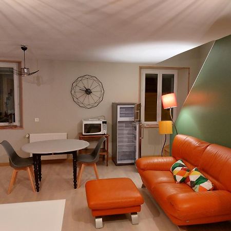 Studio Cosy: Charming Retreat in Haut Doubs Apartment Frasne Exterior photo